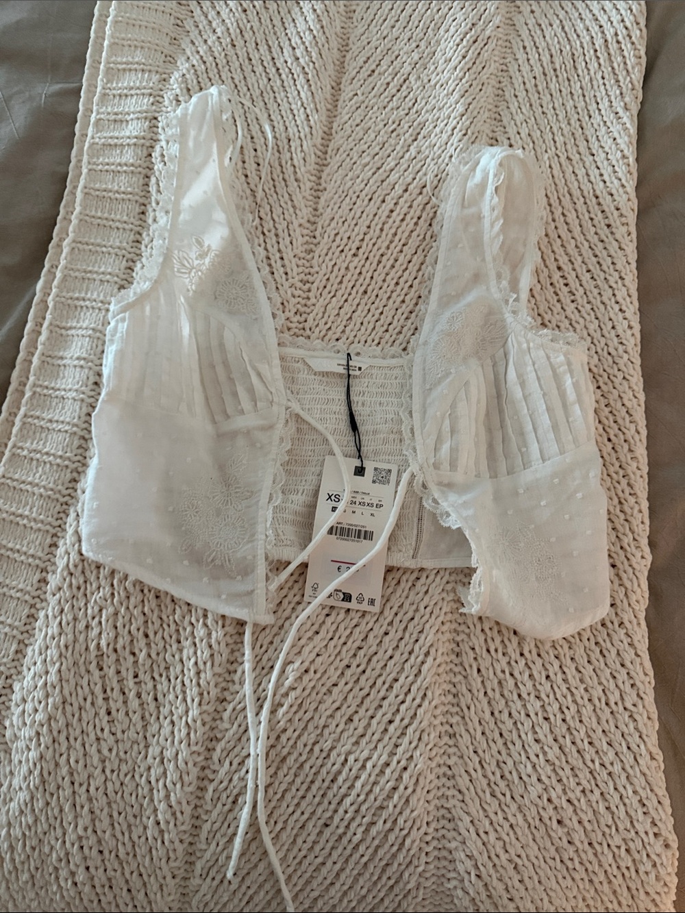 Zara White Sheer Embroidered Lace top